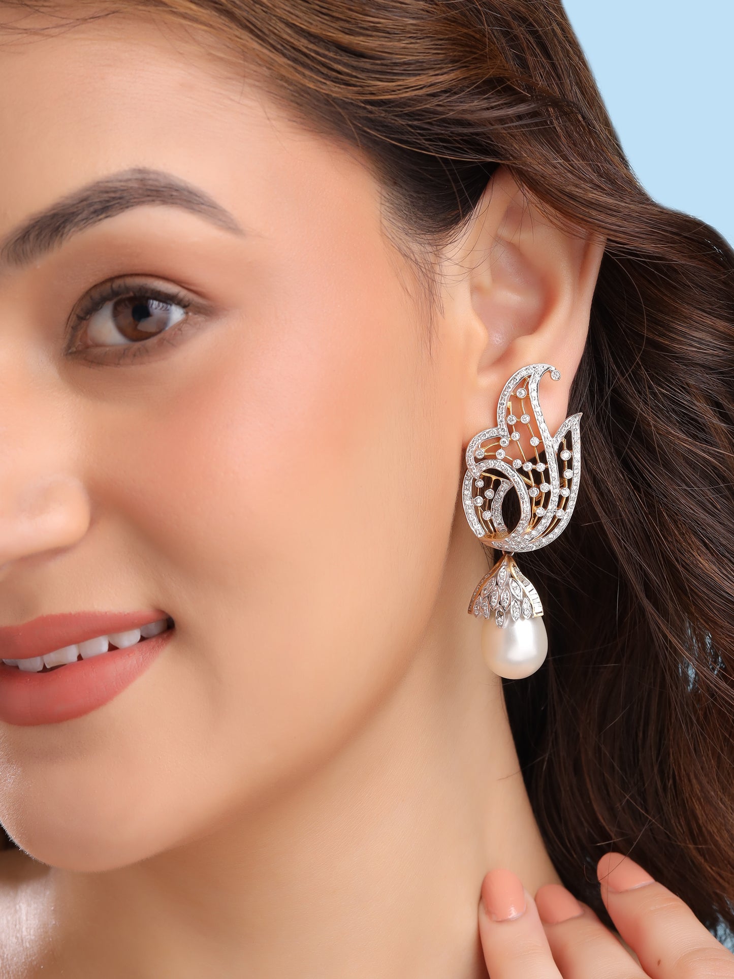 Vibrant Plumage Diamond Earrings