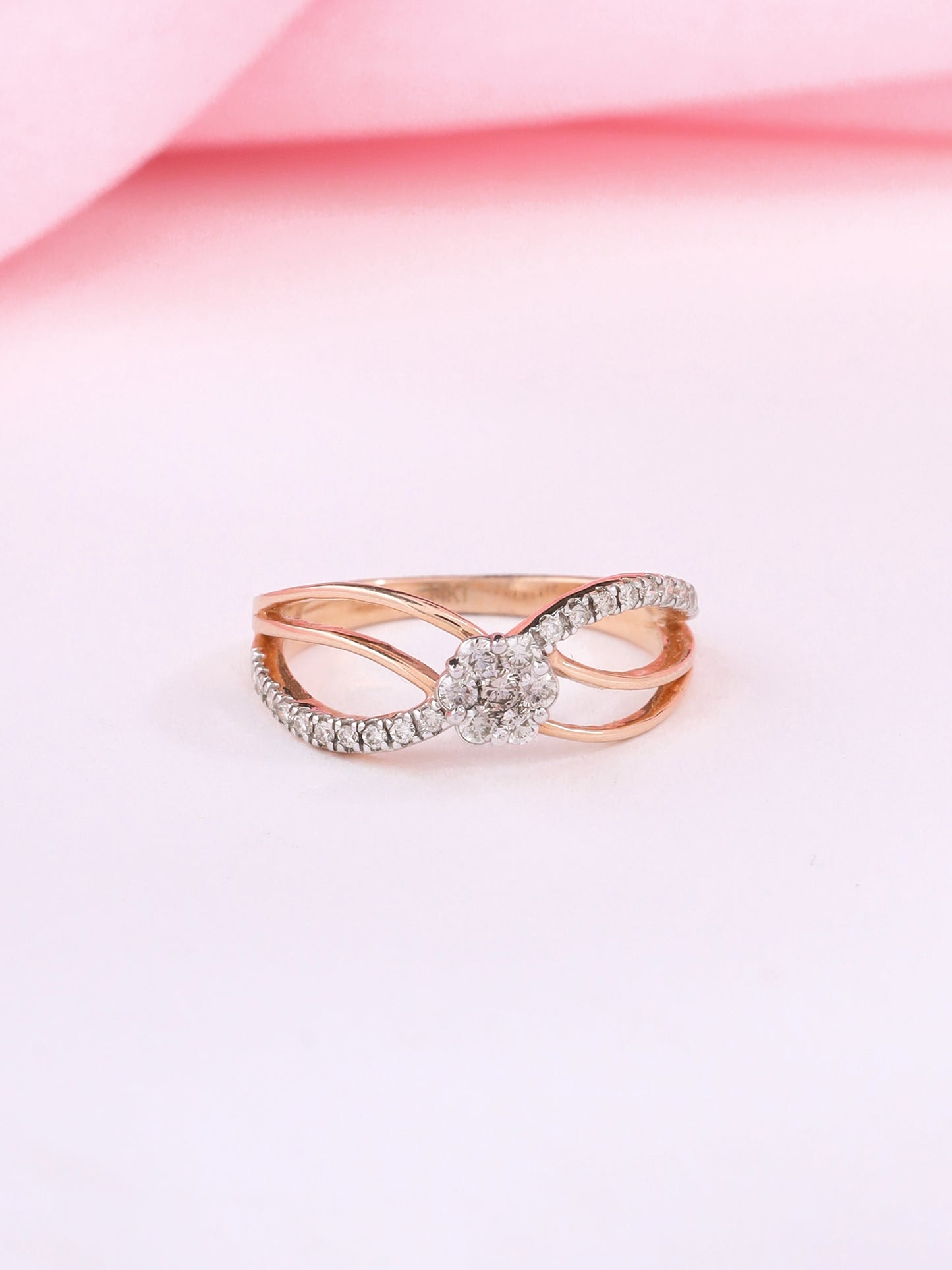 DIAMOND BOW RING