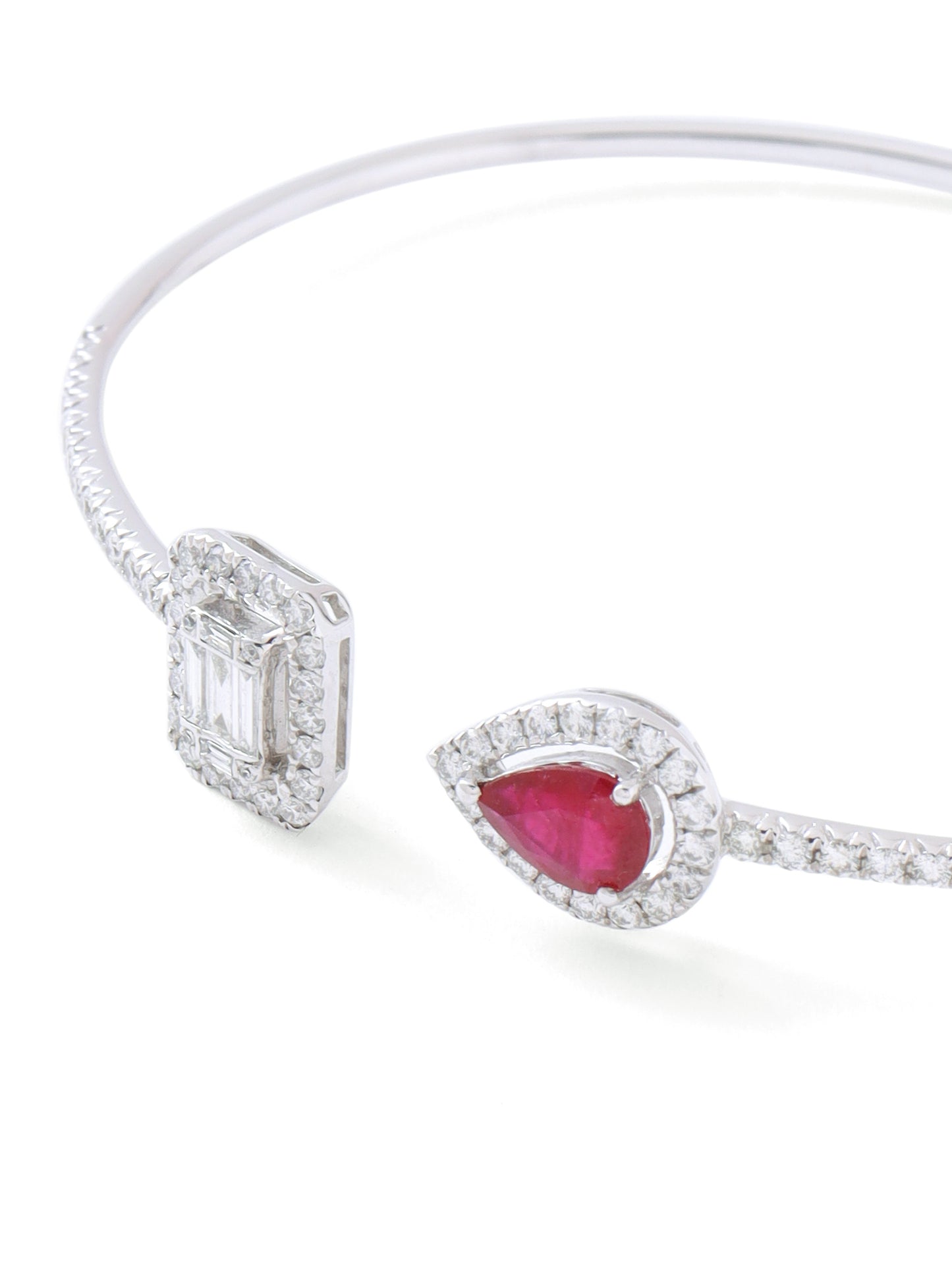 Arrowhead Bracelet With Diamond And Ruby