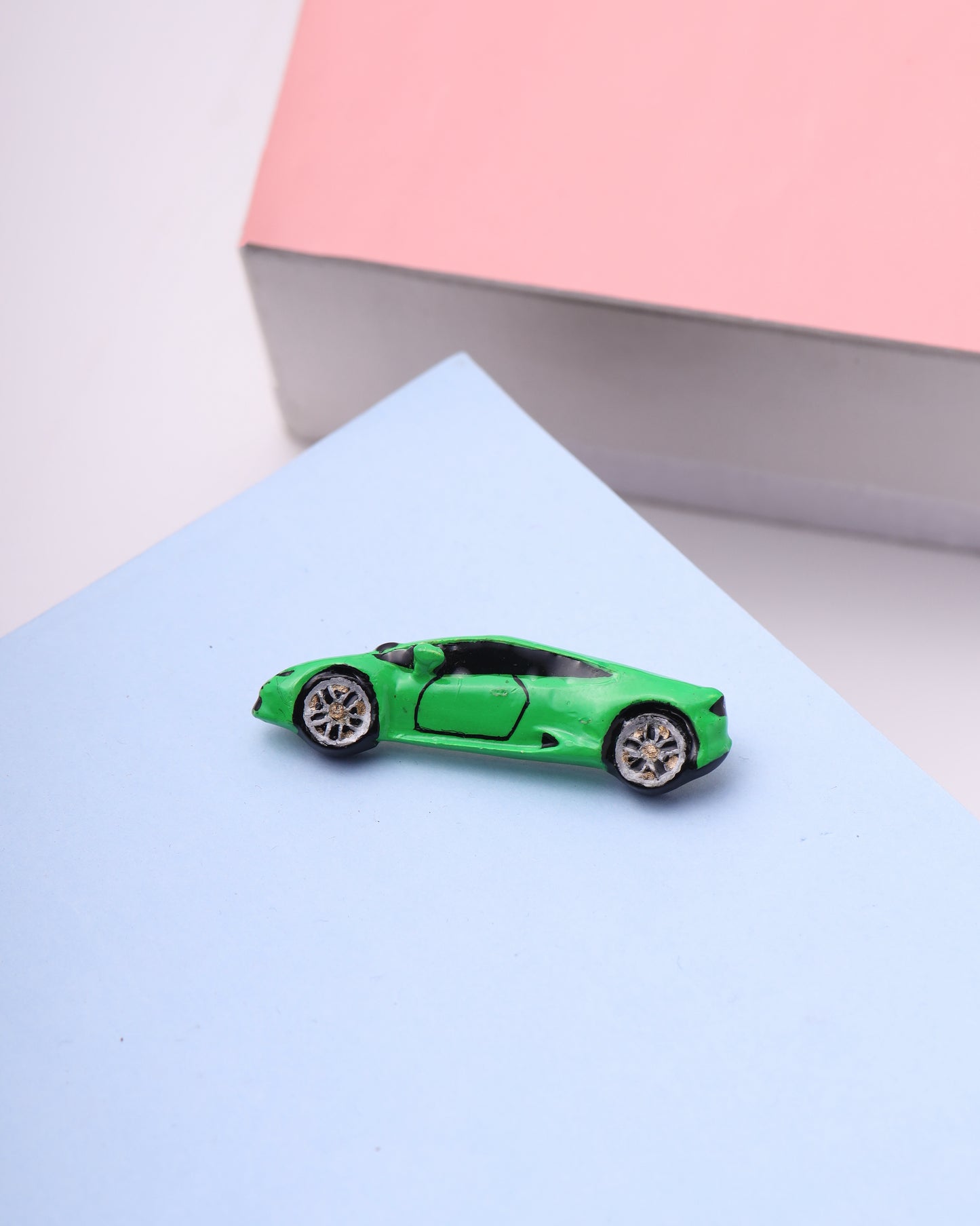 GREEN CAR BROOCH LAMBORGHINI